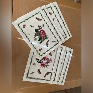 A set of 8 cotton twill two-sided ‘Botanic Garden’ pattern placemats